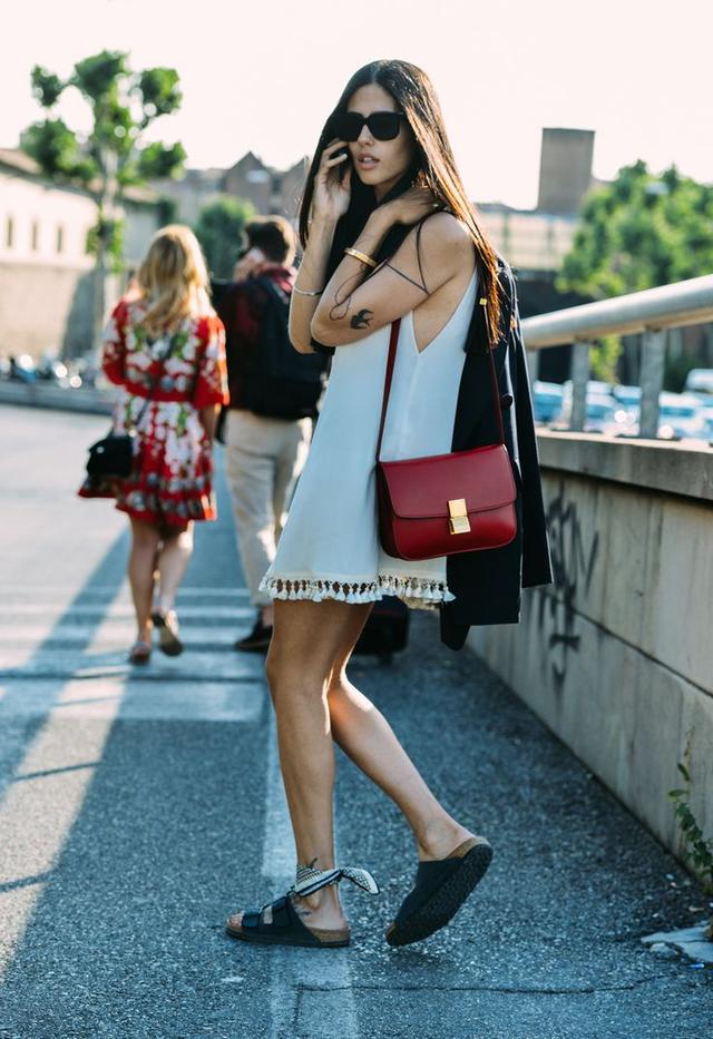 成为百变时尚大咖，你只差一条小方巾！