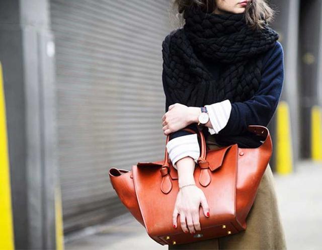 时髦保暖打造黄金比例，一条围巾满足你的N个愿望！