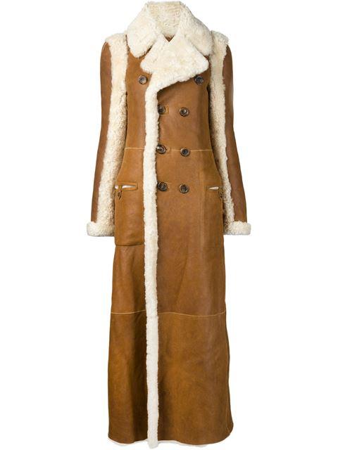 想要超强气场？长款大衣才是你的菜