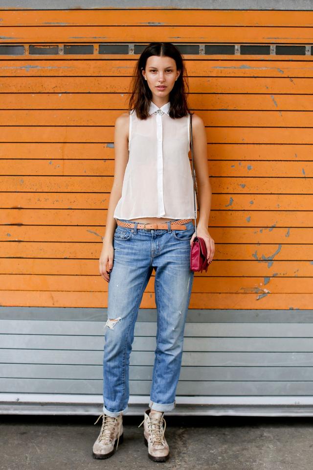 早秋破洞牛仔刚刚好