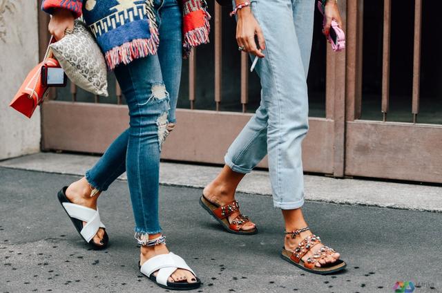 怀旧风直筒毛边牛仔裤Jeans也要玩出型！