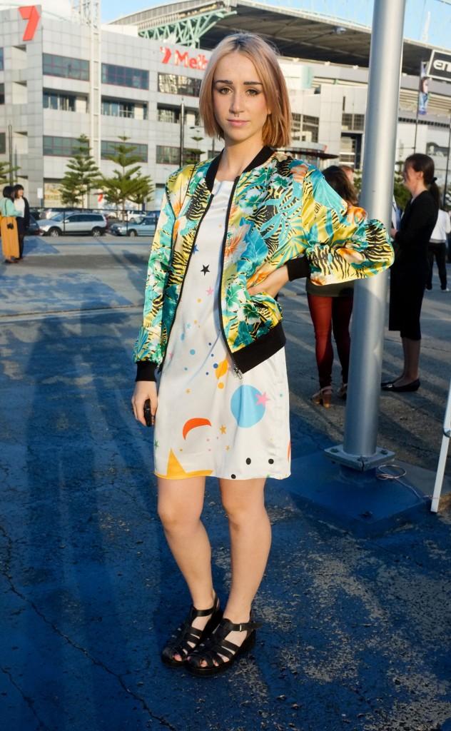 千张夹克搭配街拍照 总有几张让人惊喜