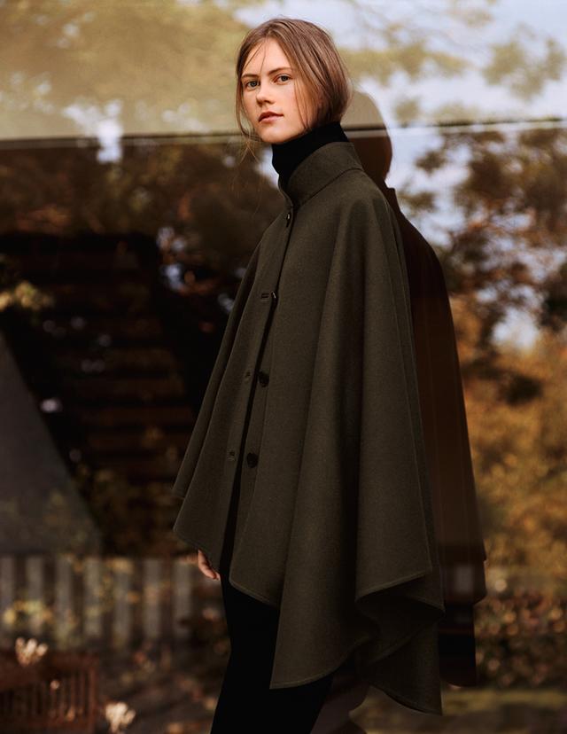 优衣库和爱马仕合作款斗篷啊