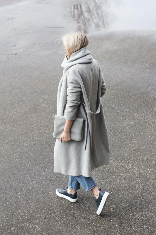 显瘦外套太小家子气 宽版外套正流行