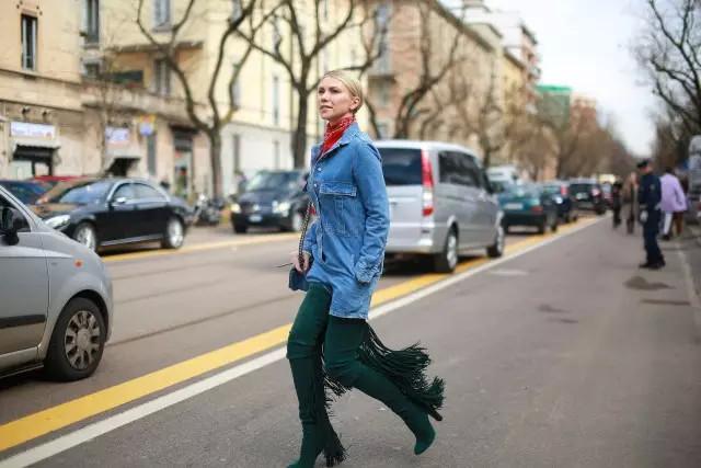 成为百变时尚大咖,你只差一条小方巾!