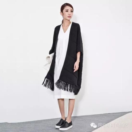 哼！男朋友还不如一件外套来得踏实