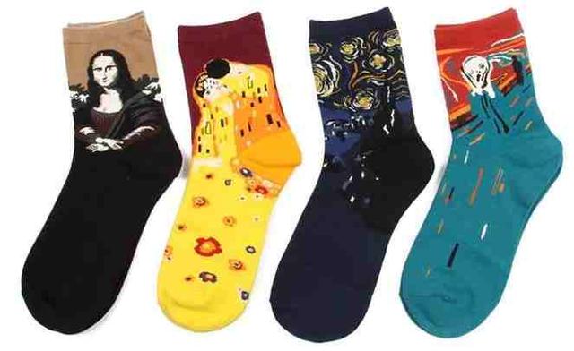 什么？！露一截袜子很流行？