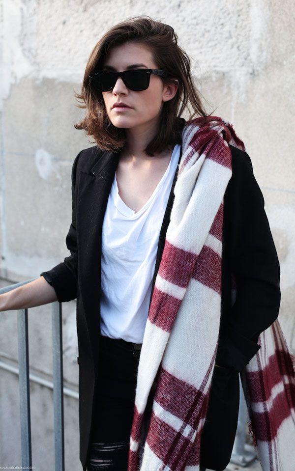 时髦保暖打造黄金比例，一条围巾满足你的N个愿望！