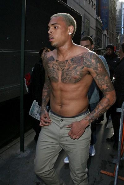 周末就是万圣节了 给你篇穿搭预热贴