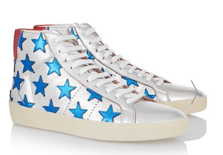 能不能好好的穿一件军绿大衣？