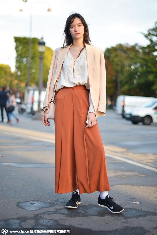 东京街头阔腿裤的N种秋冬搭配法