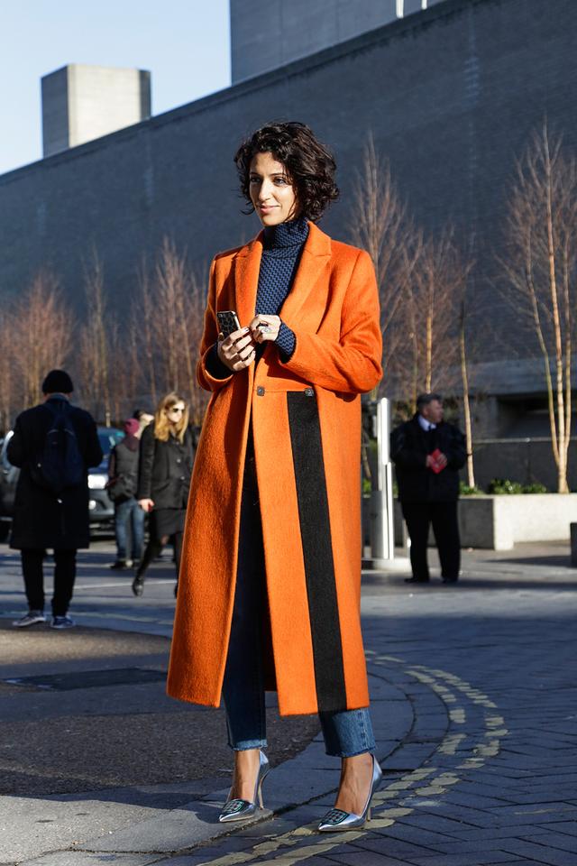 秋天怎么把亮色穿的美？