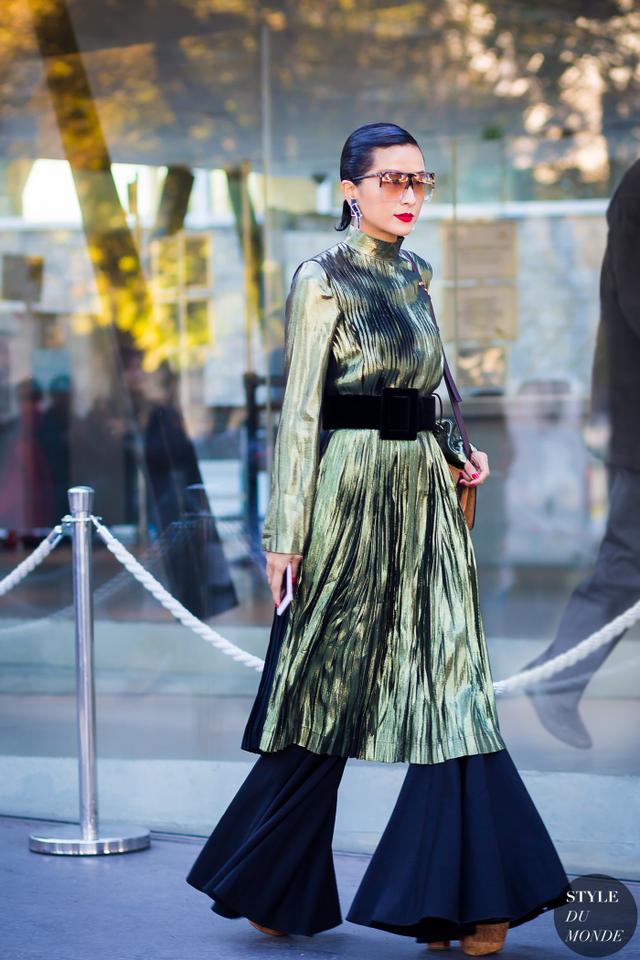 Olivia教你秋冬如何搭配喇叭裤