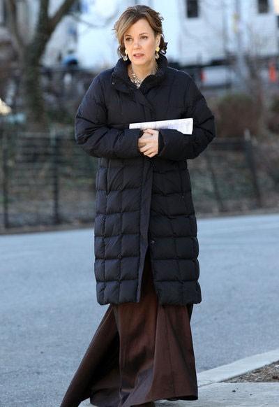 别怕！臃肿羽绒服也能穿出时尚感！