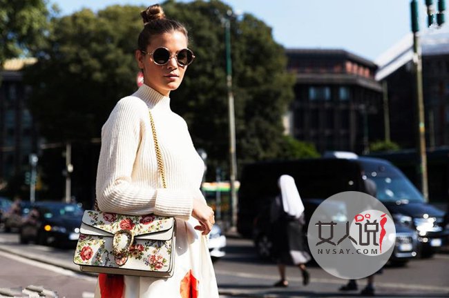 2017春夏时装周街拍包包最抢眼 全是今年新款快来拔草