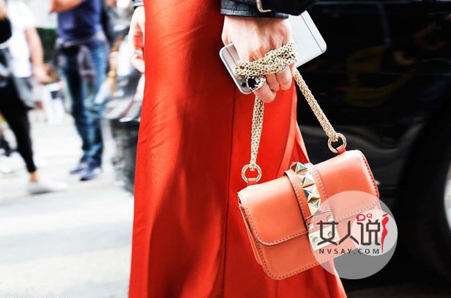 2017春夏时装周街拍包包最抢眼 全是今年新款快来拔草