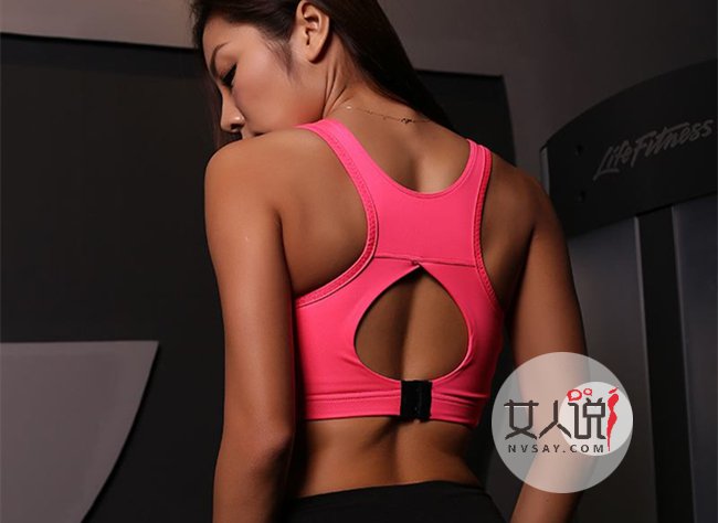 女生去健身房穿什么运动服 选好装备才能练出好身材