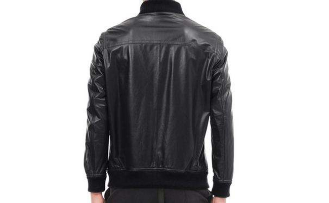 皮衣怎么清洗 三大方法洗走残旧恢复洁净不伤手