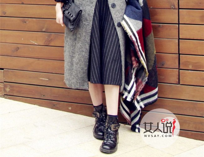 马丁靴搭配 尝试新鲜混搭风别有趣味
