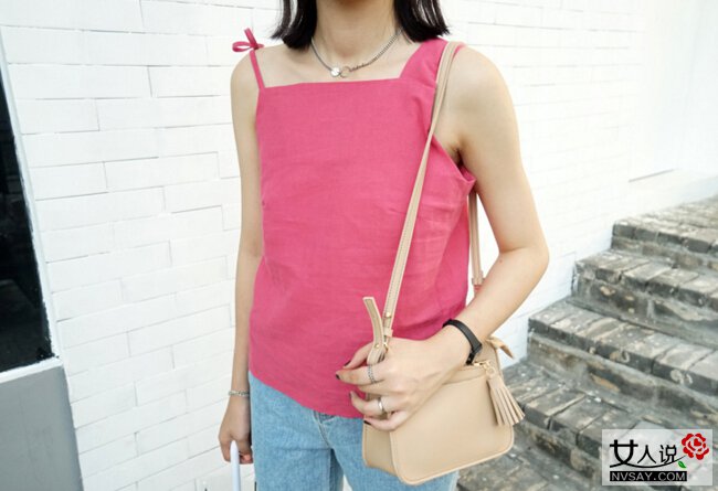 个性潮包街拍 看潮人们背的这些潮包真是帅呆了