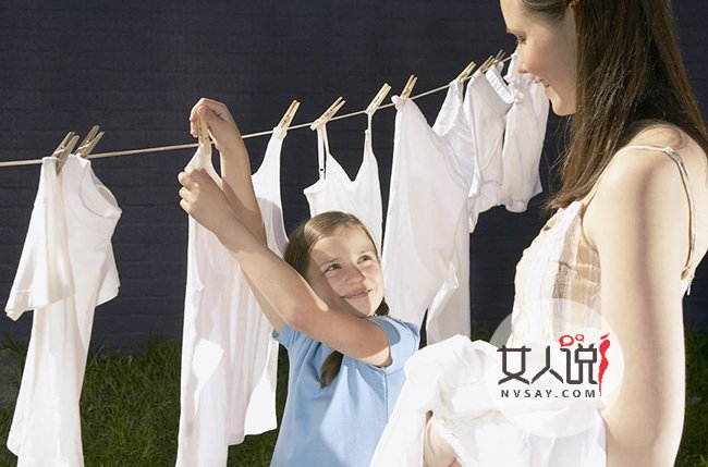 白色衣服染色了怎么办 告诉你正确处理白色衣服染色的小方法