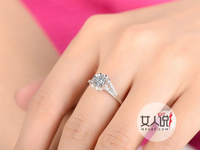 女生戒指戴法的含义 小编带你来看不同戴戒指法的深意