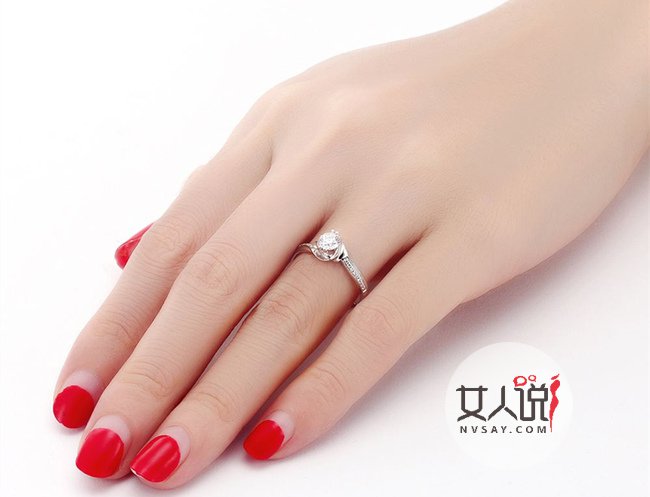 女生戒指戴法的含义 小编带你来看不同戴戒指法的深意
