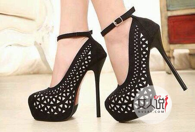 2017最流行的高跟鞋 有了它绝对称得上是“时尚达人”