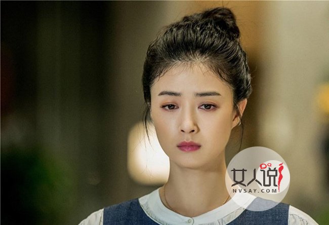 丸子头怎样扎才好看 凌乱清秀不失时尚的两种丸子头扎法