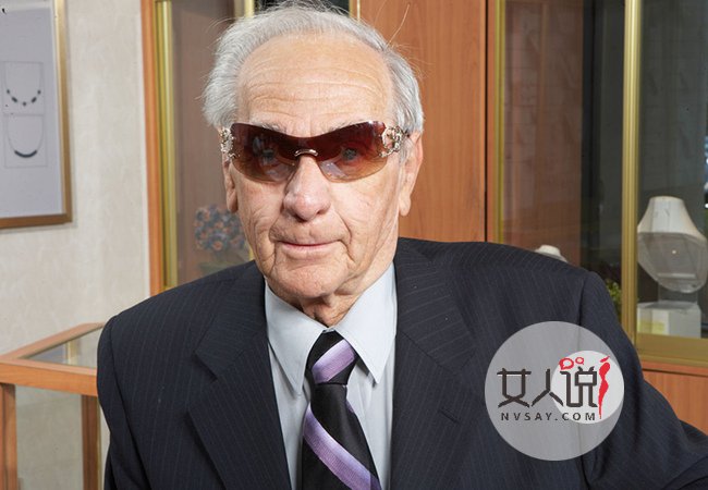 男士脱发原因及治疗 脱发严重?那快收走这几个解决偏方