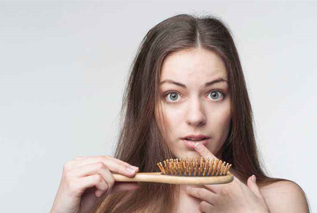 掉头发是什么原因 分享掉发原因不看就晚啦