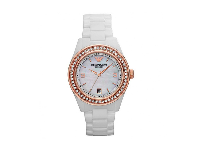 阿玛尼表怎么验证是正品 学会验证正品就不怕会买到假货