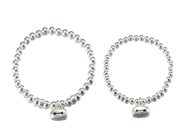 上档次且不贵手链品牌 8款情侣手链一眼就让你勾魂摄魄