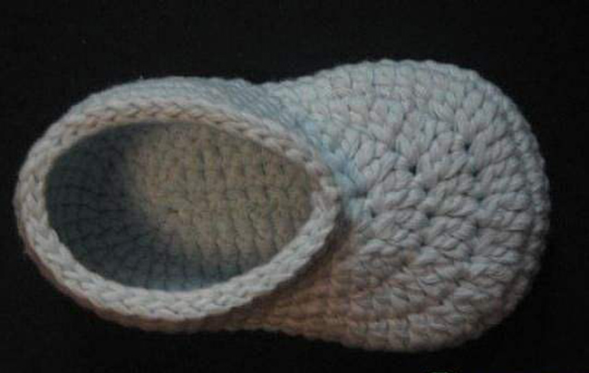 初生宝宝鞋帽编织教程 学会鞋帽编织法babay穿戴上更有意义