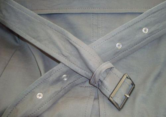 风衣腰带系法图解 绝对是你见过最易学的三种腰带系法