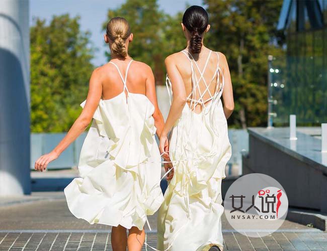 2017露背装街拍 露肩露脐out了!露背绝杀赛天仙