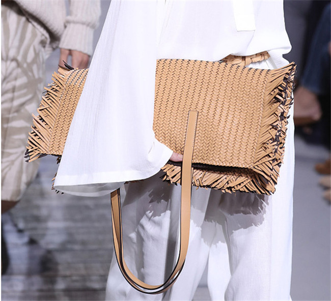 秋冬oversize手袋大全 oversize手袋自带气场虎虎生风