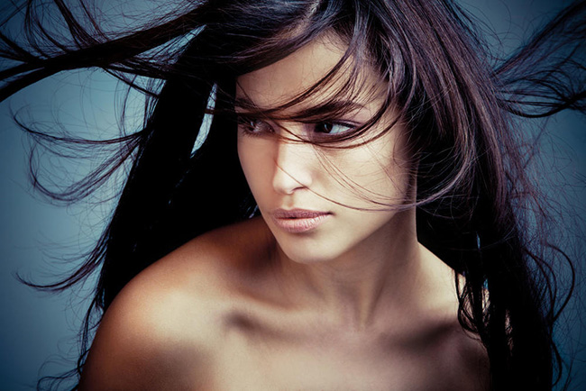 女生正确洗头方法 洗头八步拯救可怜的发际线