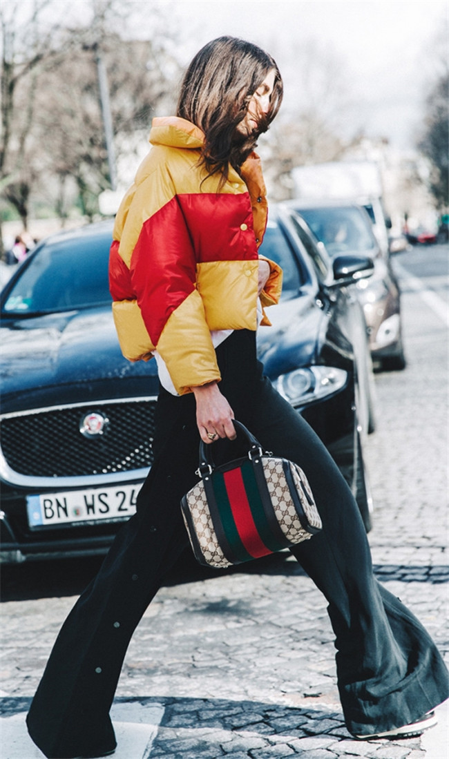 羽绒服配什么裤子好看 如此搭配羽绒服不再臃肿显胖