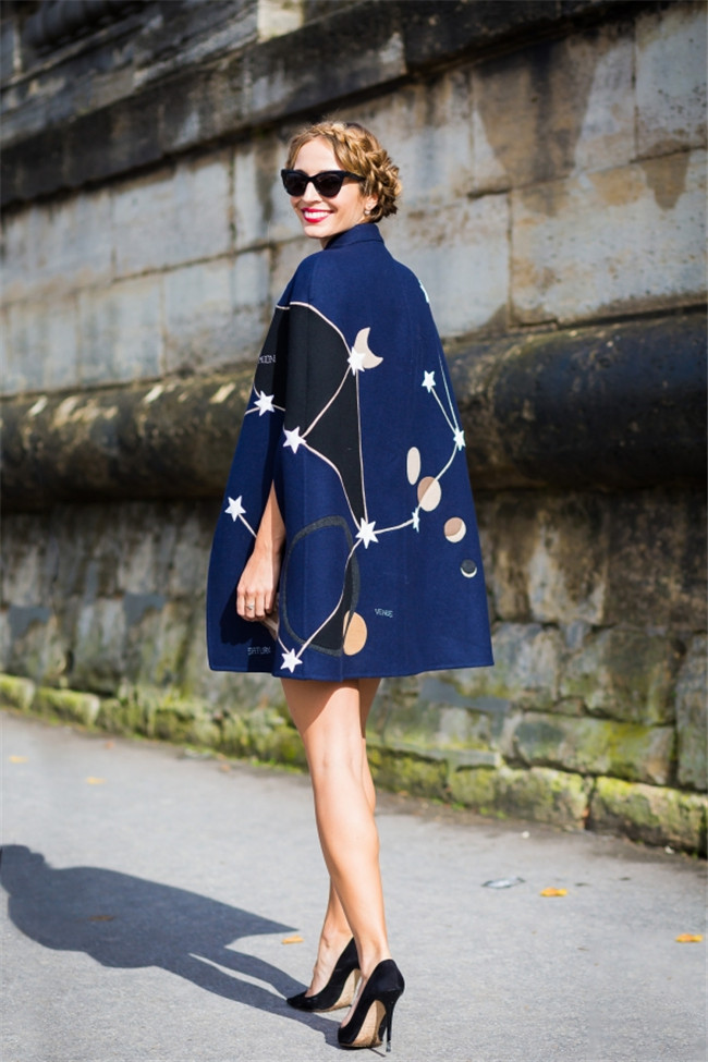 屁股大的女生穿什么好看 学习街拍达人完美遮住臀部肉肉