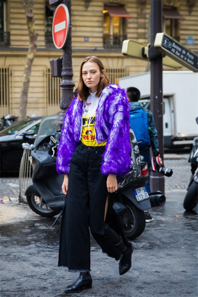 屁股大的女生穿什么好看 学习街拍达人完美遮住臀部肉肉