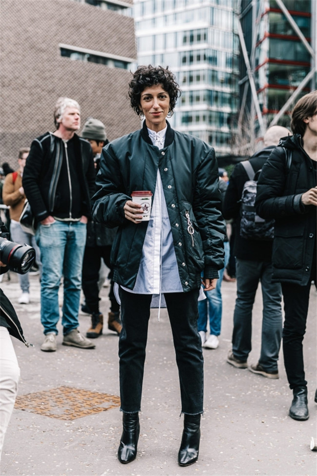 冬天穿什么裤子保暖显瘦 麻豆示范8款裤子穿出别样冬天