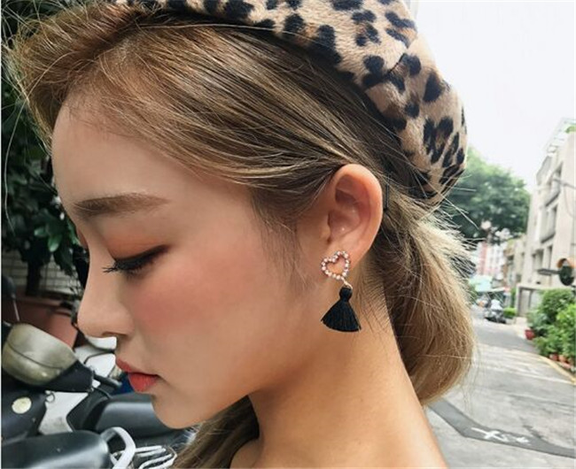 女孩冬天戴什么首饰 选对最chic首饰为自己锦上添花