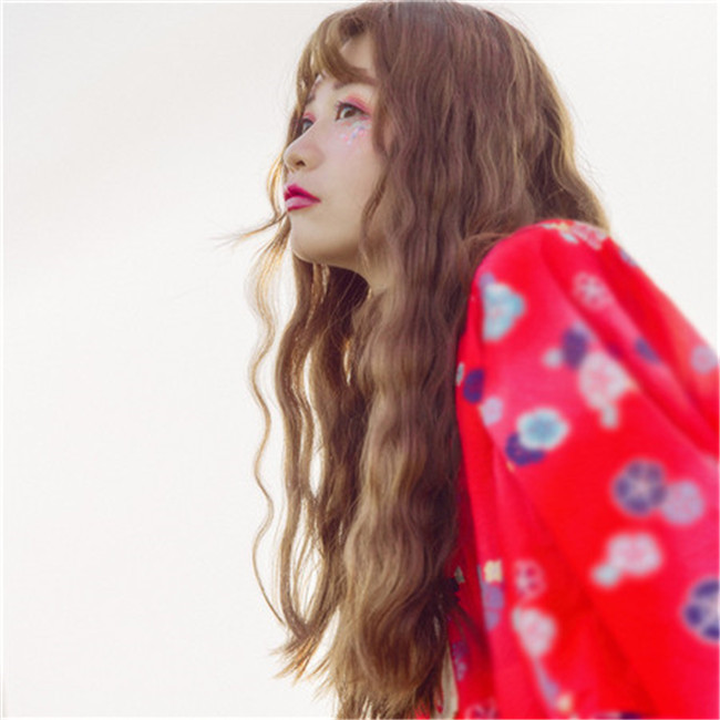 中长卷发发型图片 2018中长卷发流行新趋势在此