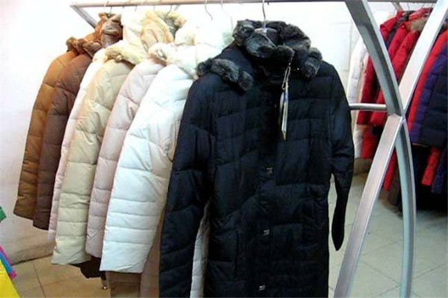 羽绒服多久洗一次最好 掌握清洗小妙招绝不会洗出杯具