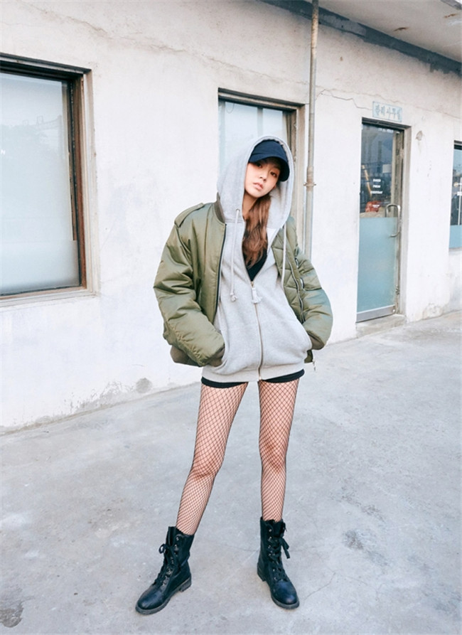 飞行夹克里面穿什么 冬季一件Bomber Jacket足够耍帅装酷