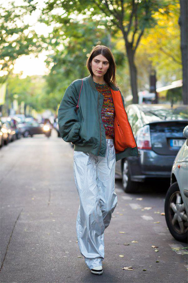 飞行夹克里面穿什么 冬季一件Bomber Jacket足够耍帅装酷