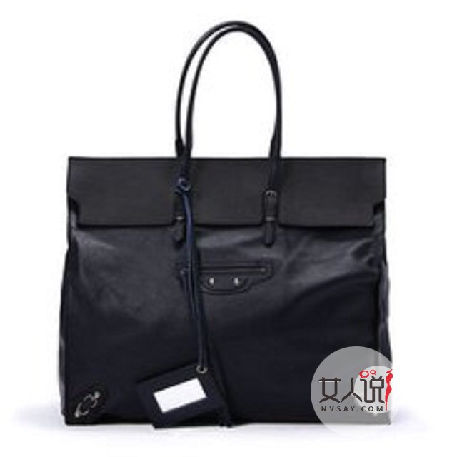 巴黎世家告诉你如何辨别真伪奢侈品