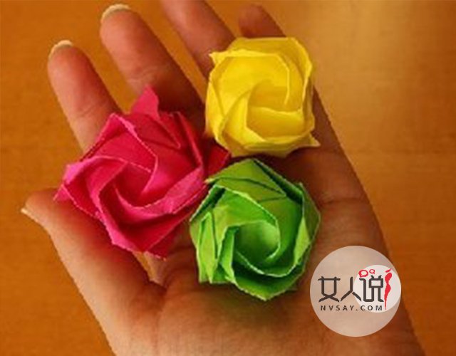 生活小贴士:教给你纸玫瑰花的折法