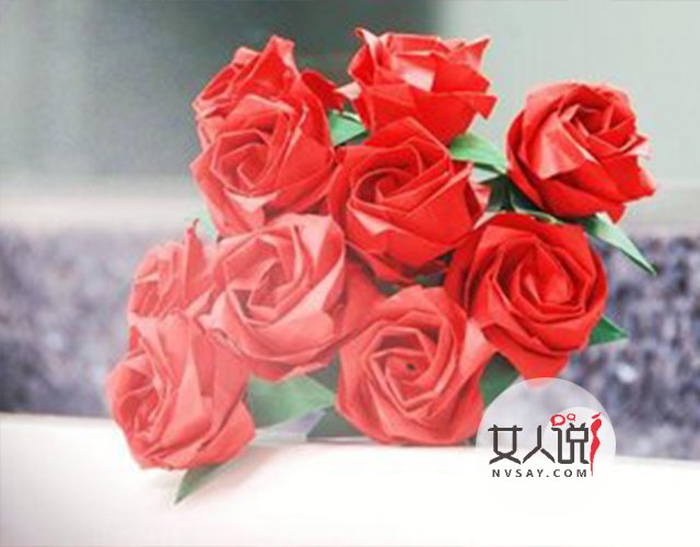 生活小贴士:教给你纸玫瑰花的折法